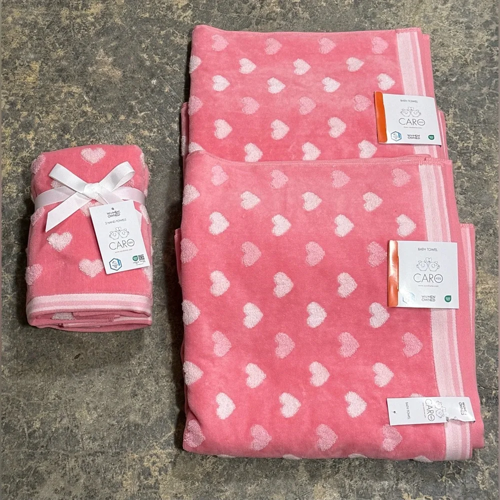 Caro Kids Pink Heart Bath Towel Set of 4 (2 Bath 2 Hand) - NWT